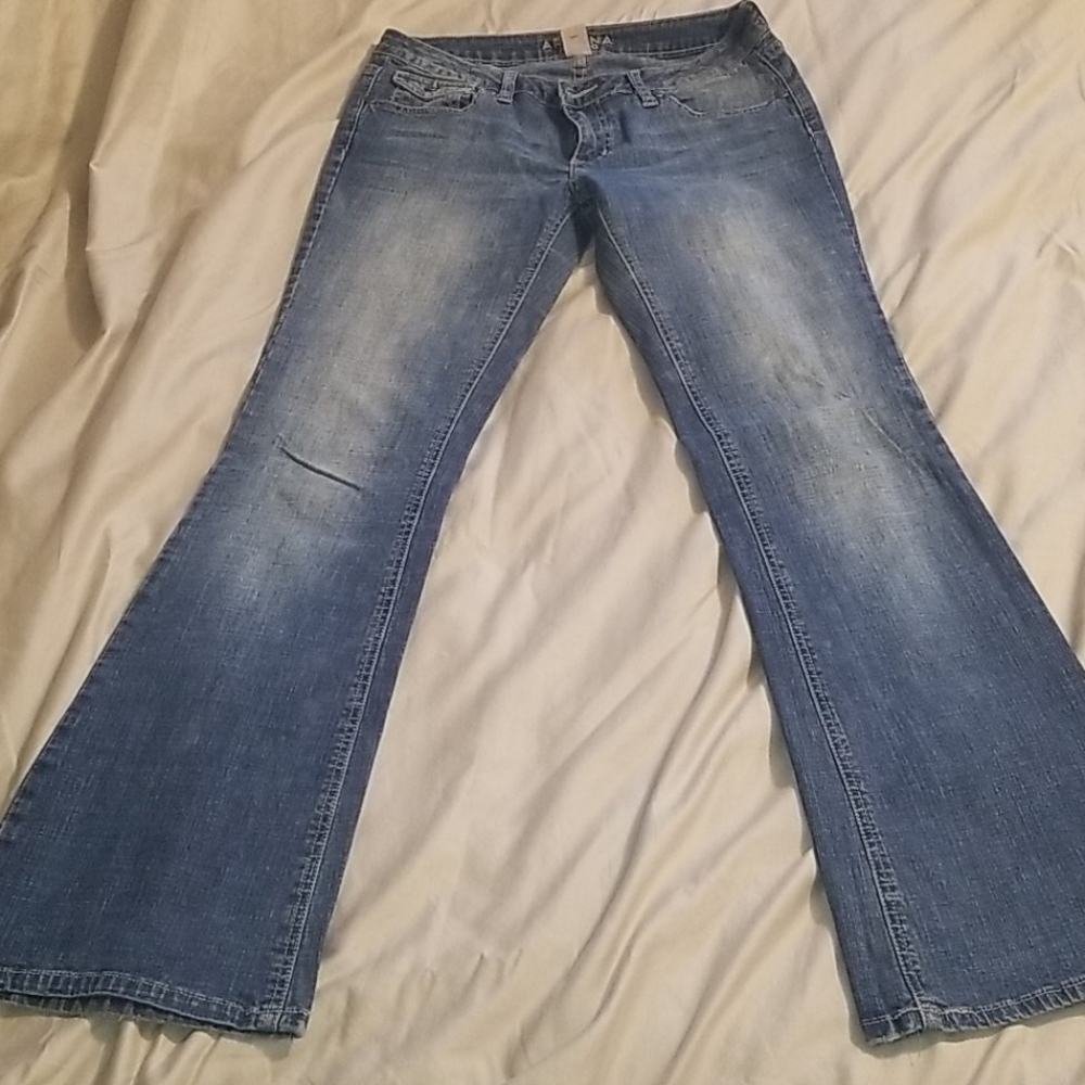 jeans